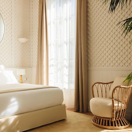 Lilou Hotel Hyères Екстериор снимка