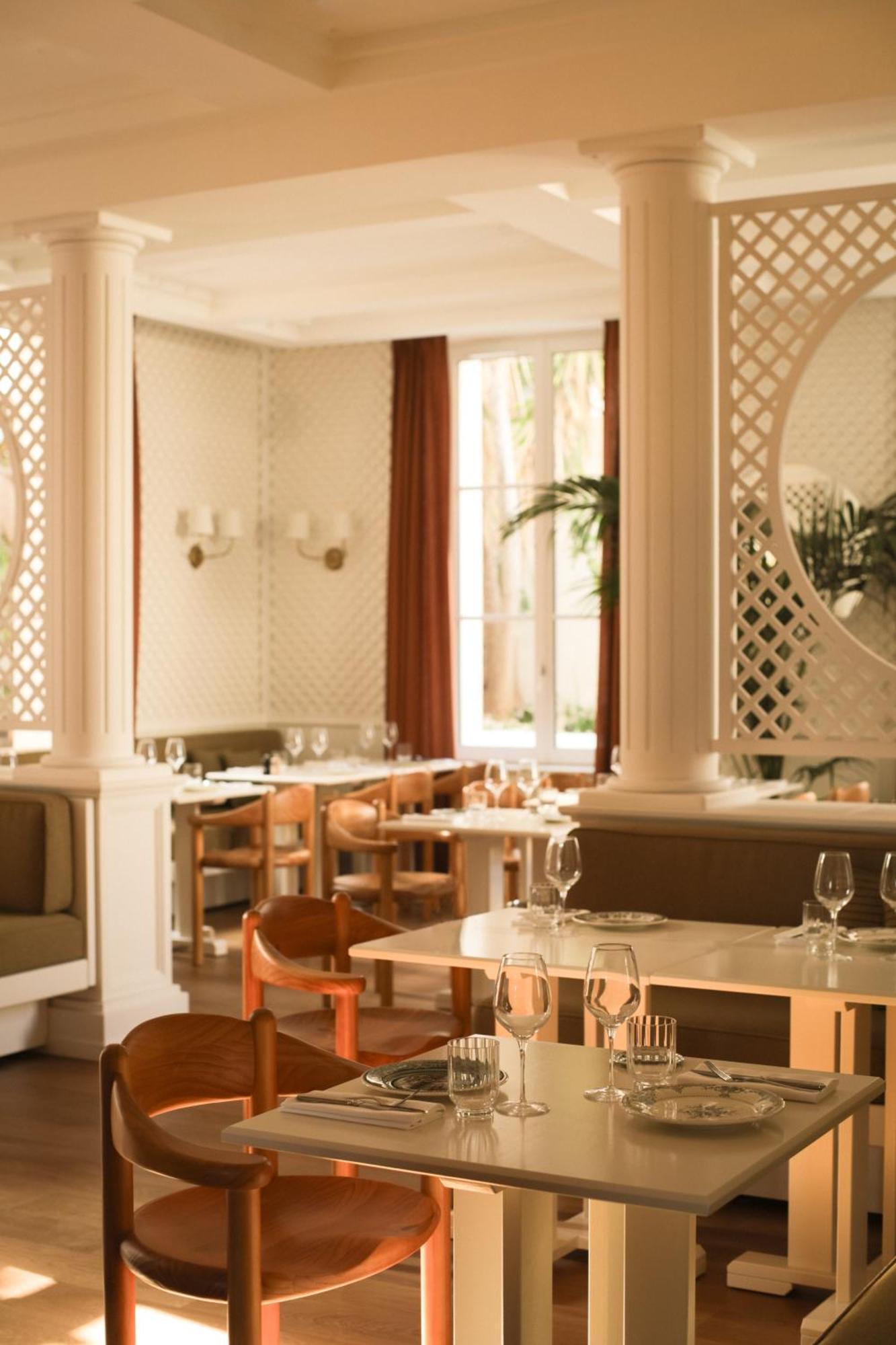 Lilou Hotel Hyères Екстериор снимка