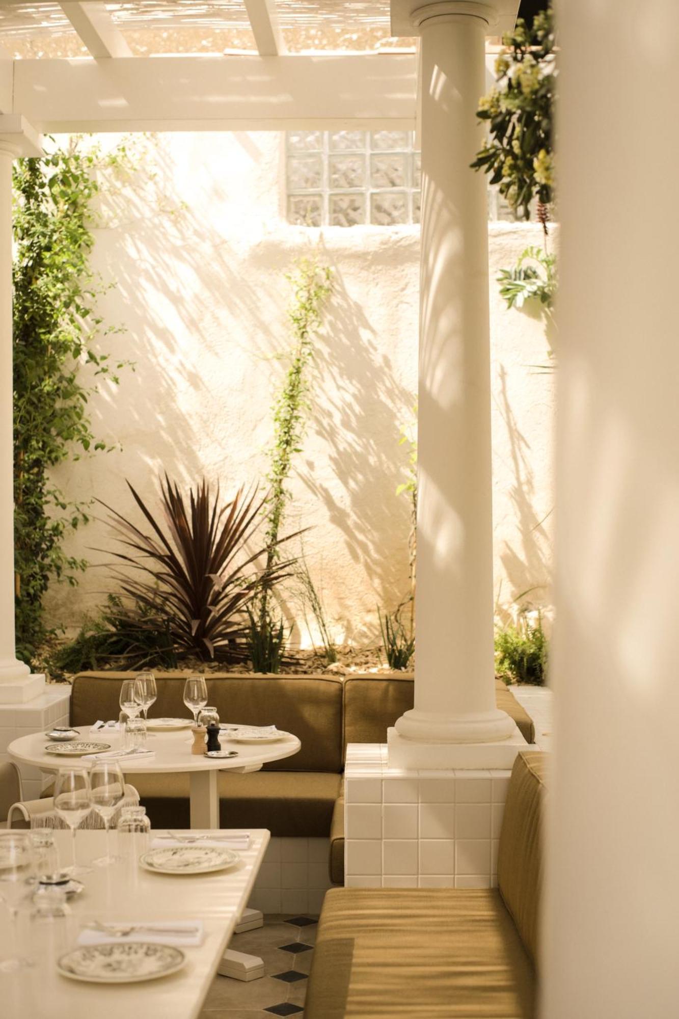 Lilou Hotel Hyères Екстериор снимка