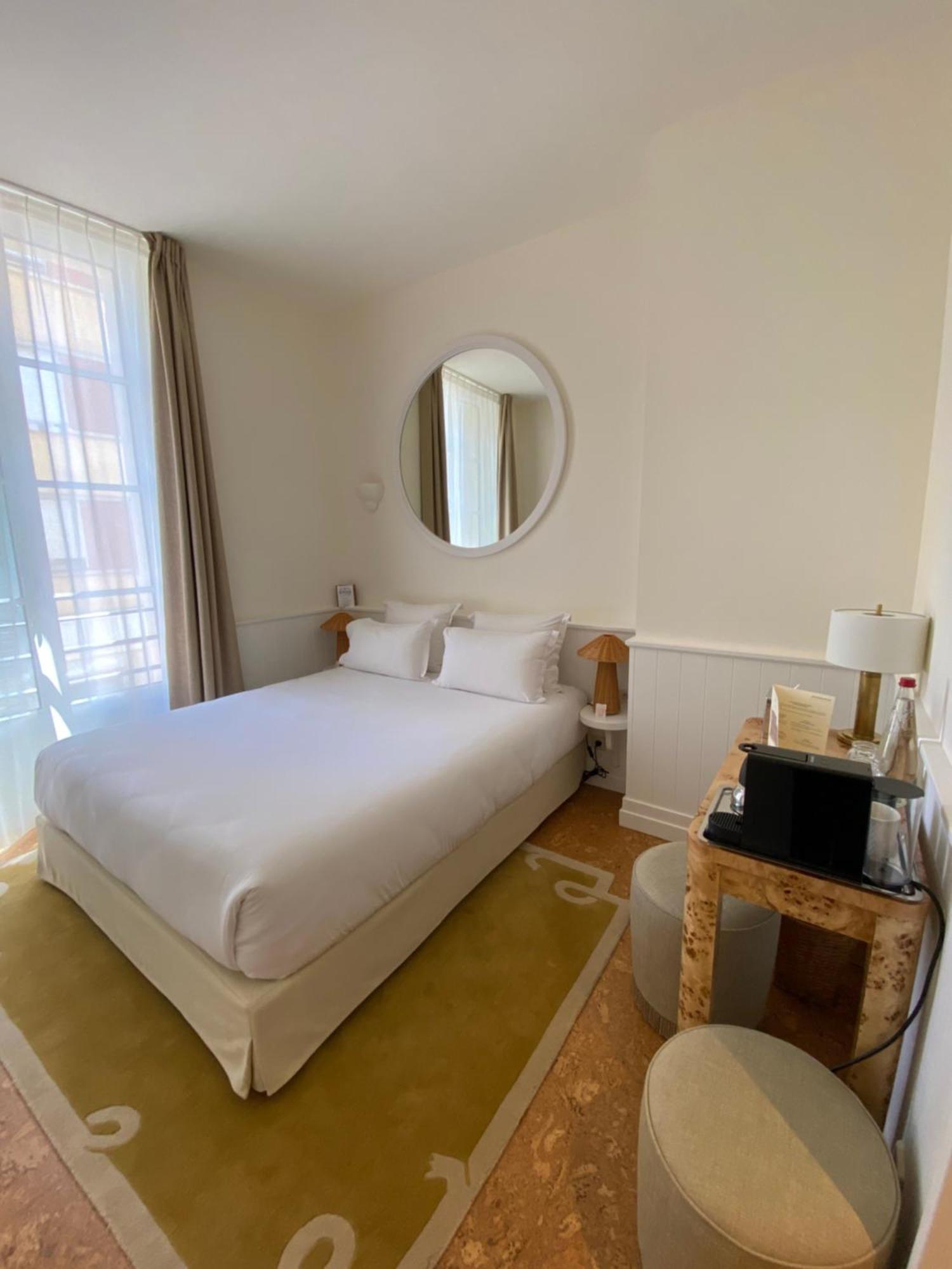 Lilou Hotel Hyères Екстериор снимка