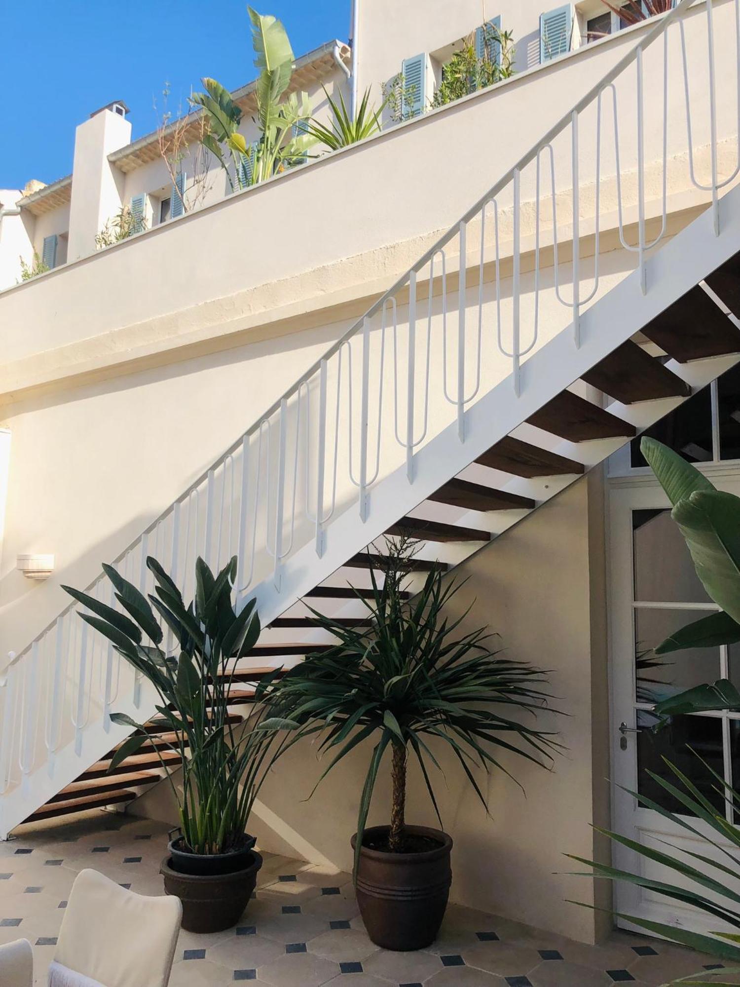 Lilou Hotel Hyères Екстериор снимка