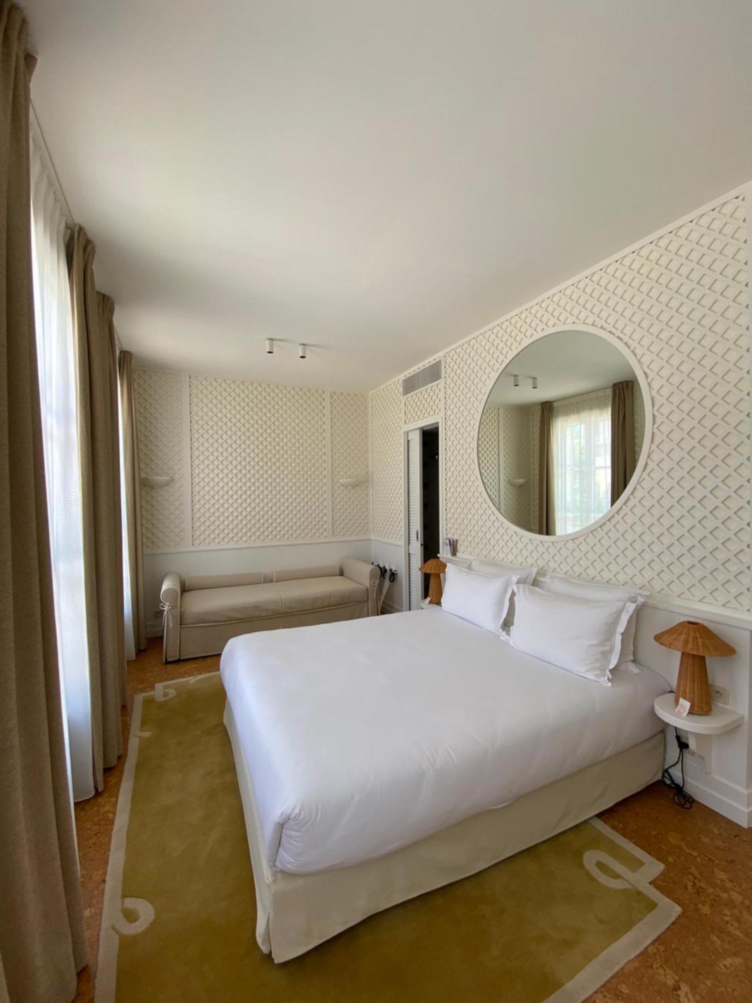 Lilou Hotel Hyères Екстериор снимка