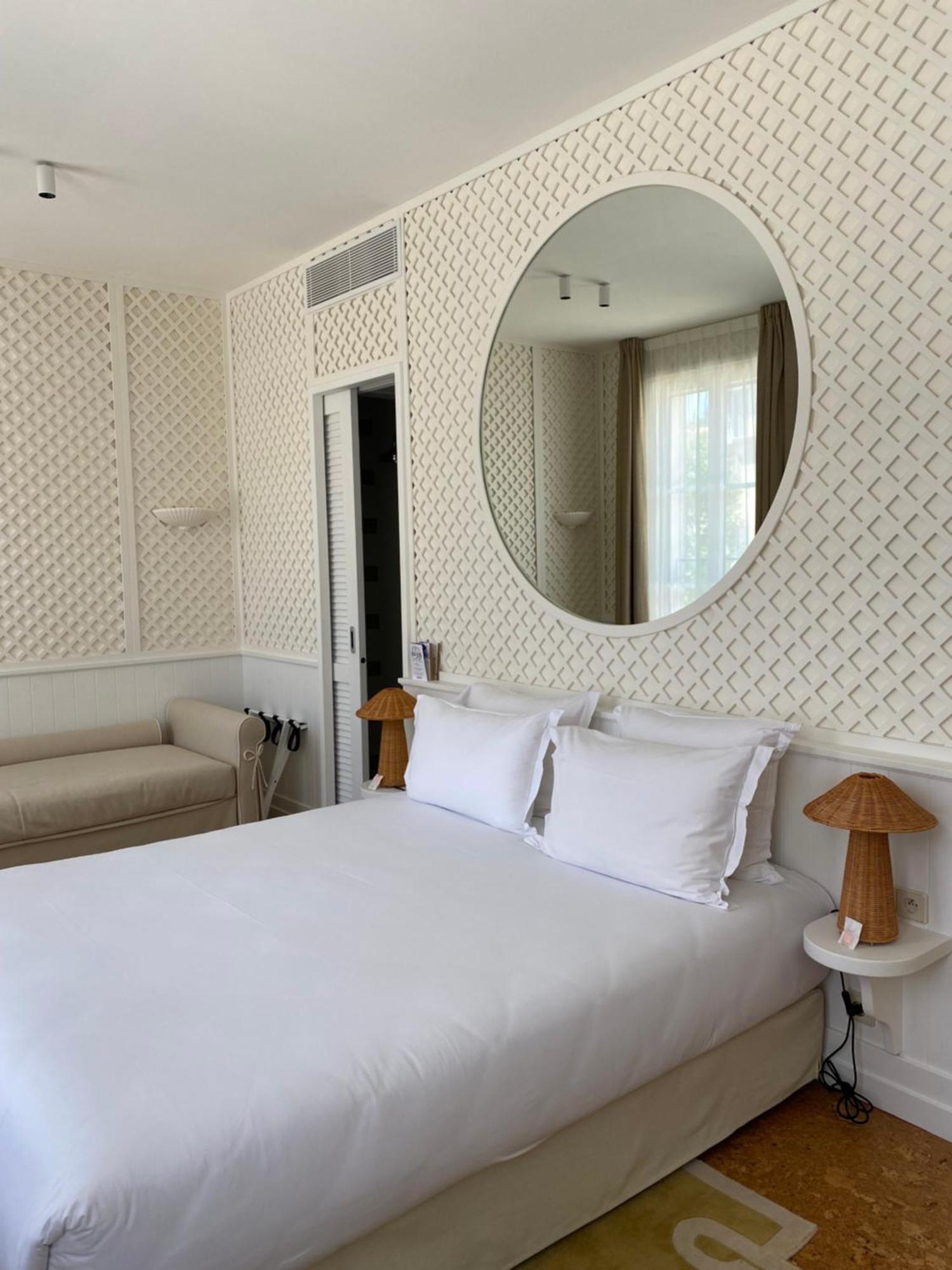 Lilou Hotel Hyères Екстериор снимка