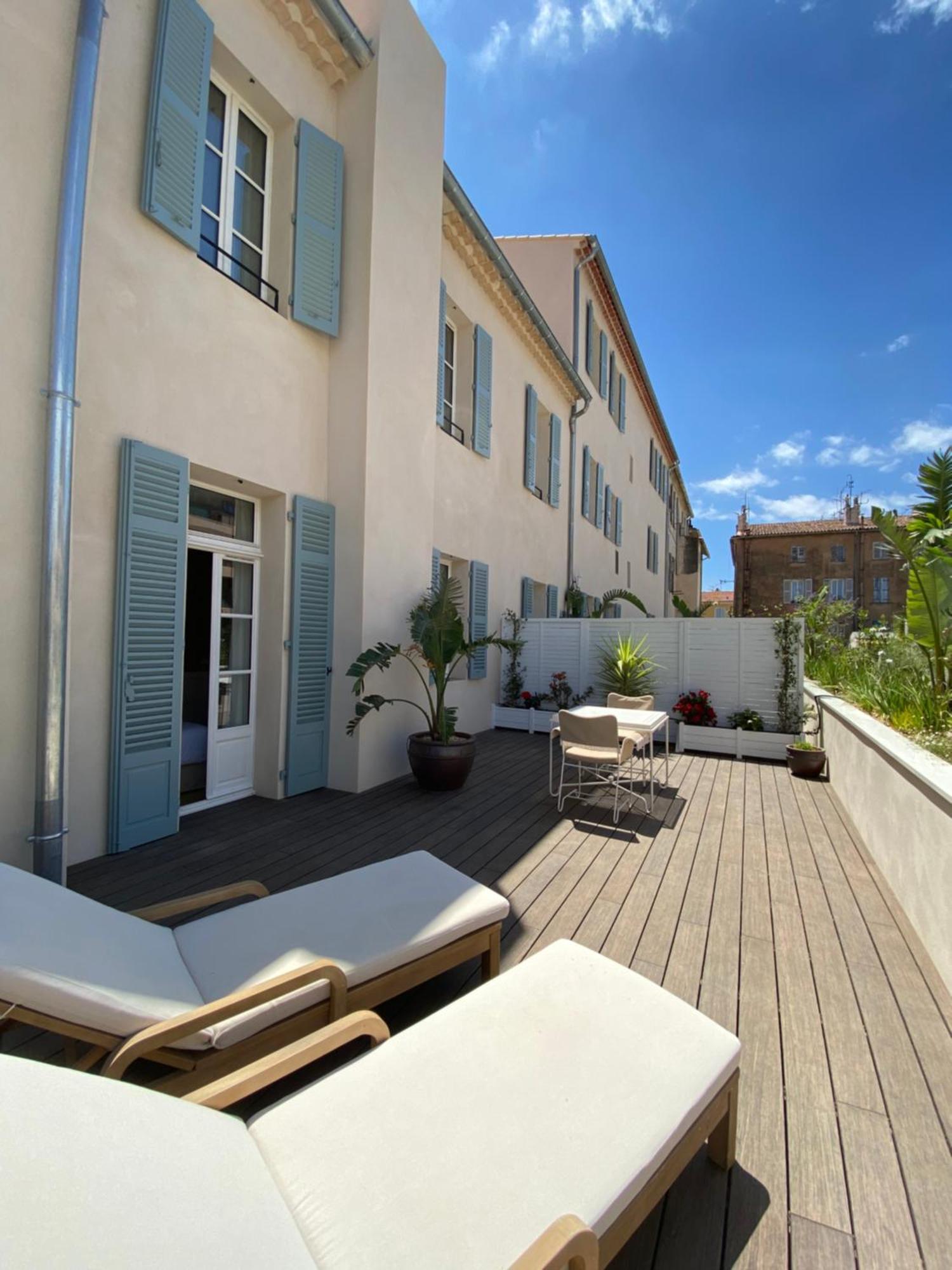 Lilou Hotel Hyères Екстериор снимка